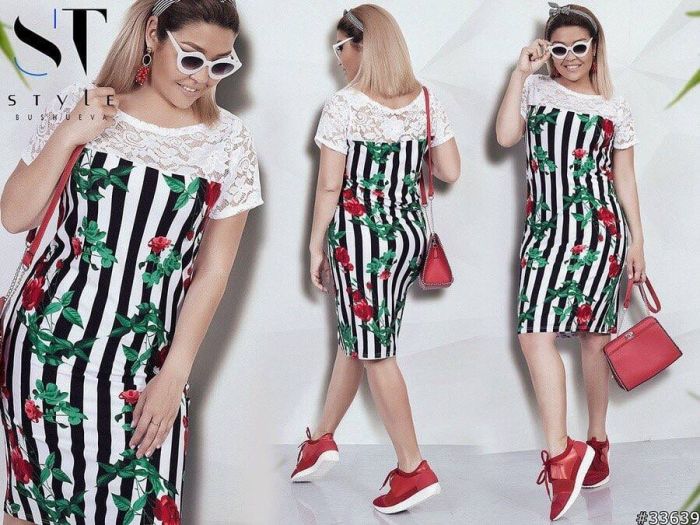 Знижки Трикотажна сукня