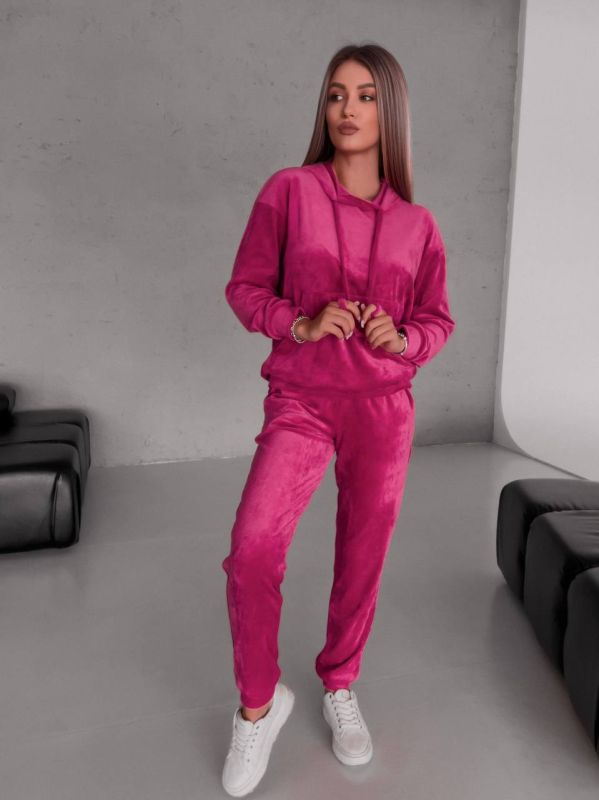 Велюровий костюм