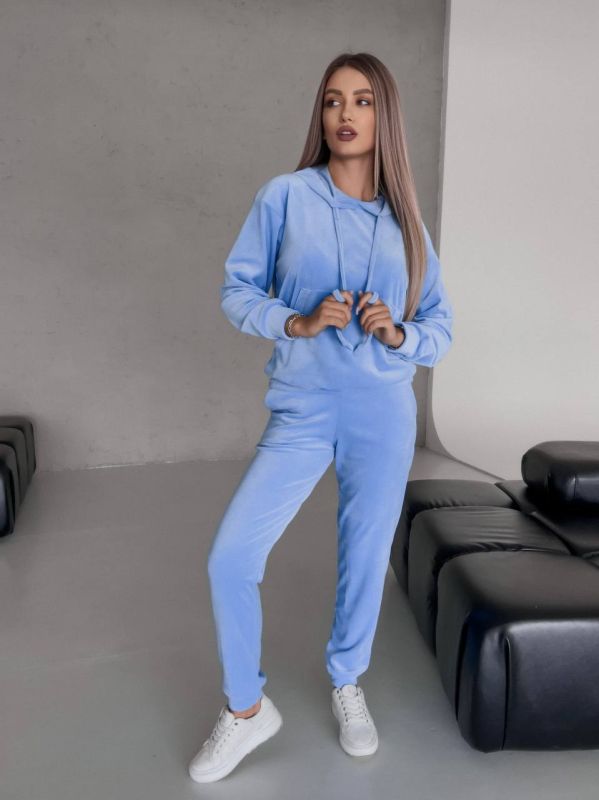 Велюровий костюм