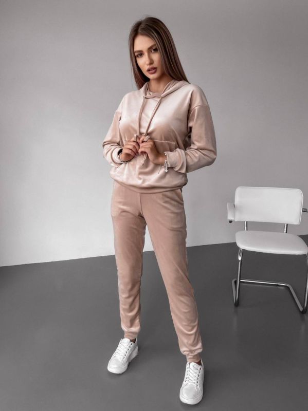 Велюровий костюм