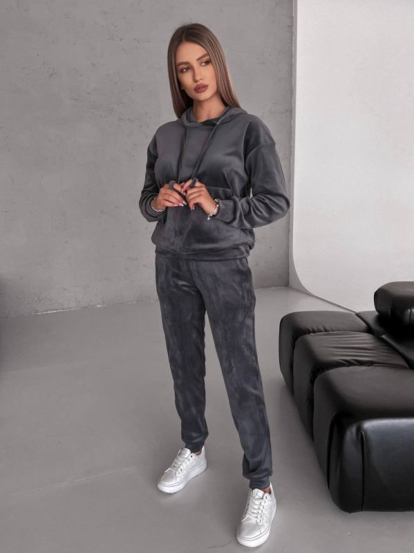 Велюровий костюм