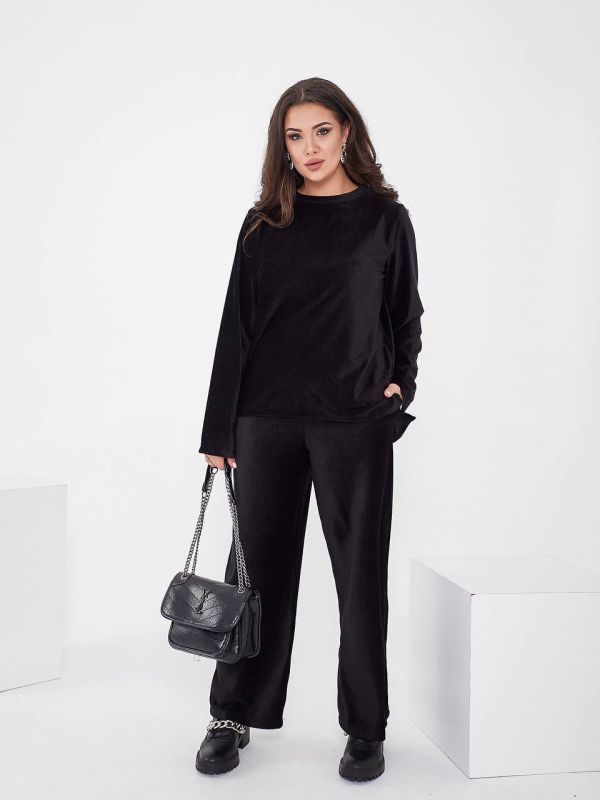 акція Велюровий костюм