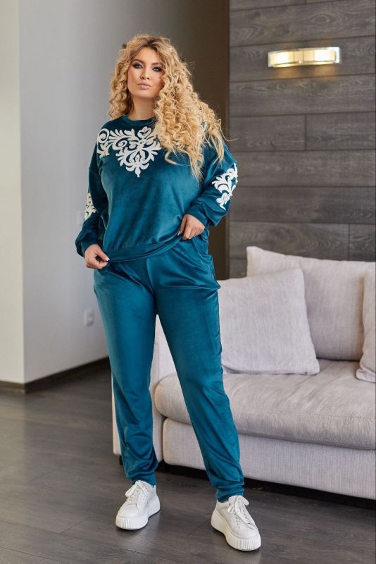 ЗНИЖКИ Костюм велюр