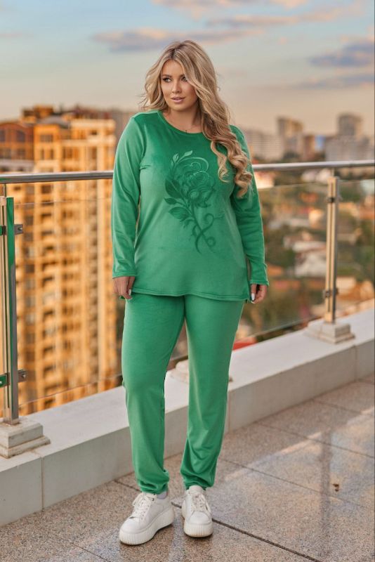 ЗНИЖКИ Костюм велюр