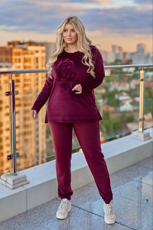 ЗНИЖКИ Костюм велюр