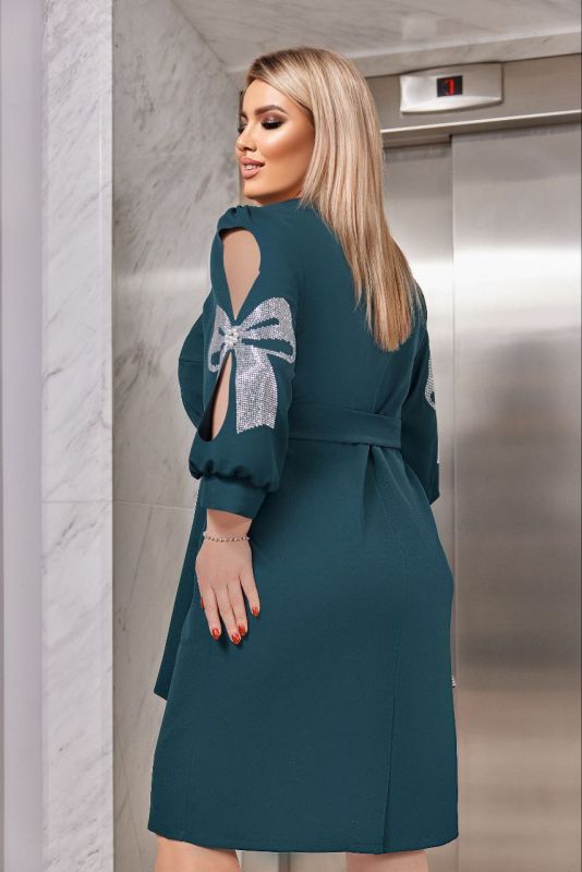 Сукня вільного покрою - фасон "летуча мишь"тканина- костюмка Сукня декорована стразами високої якост