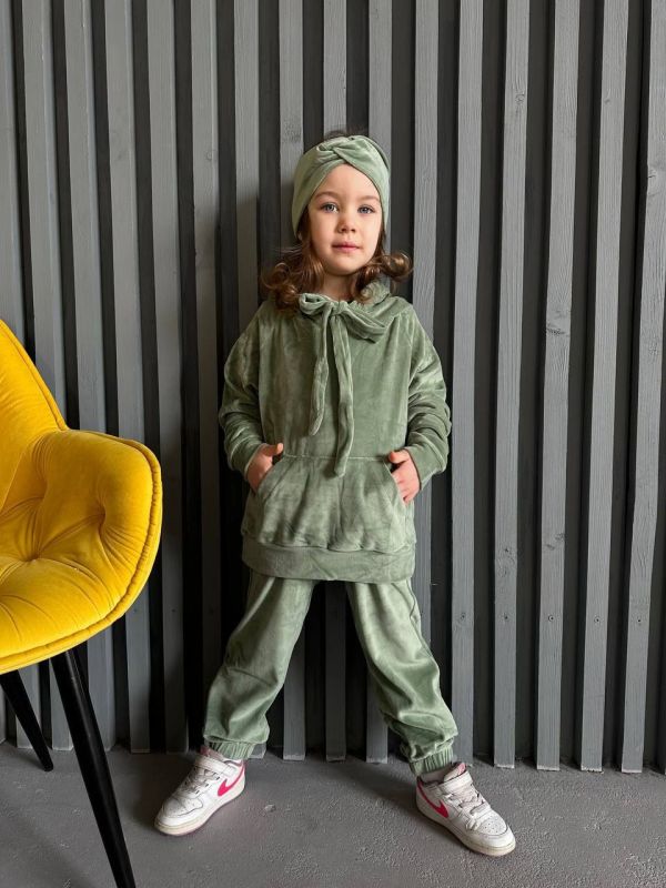!Дитячі велюрові костюми 030оливка