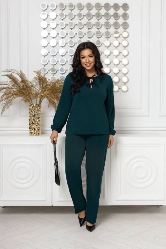 Костюм двійкаМ одель № 7743-1 Тканина : трикотаж Джерсі ( гарно тягнеться ) Довжина кофти