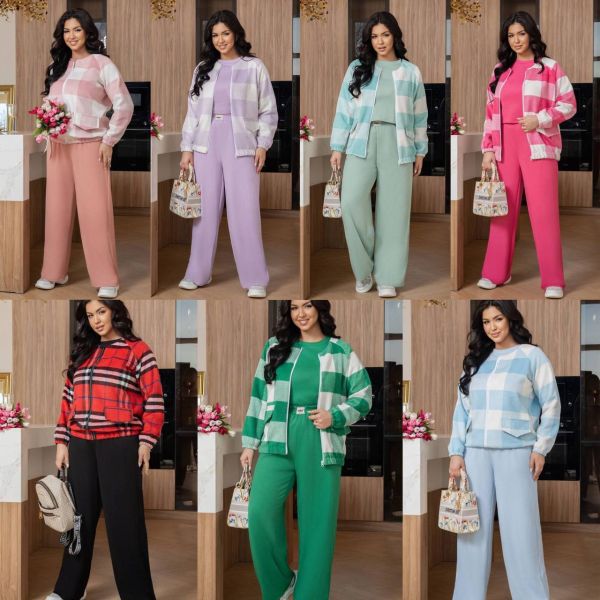 Акційна ціна Бомбер 7 кольорів Тканина : щільний кашемір Довжина бомбера : 72 см. Довжина рукава : 70 см. Стильний бомбер на блискавці , з клапанами ,