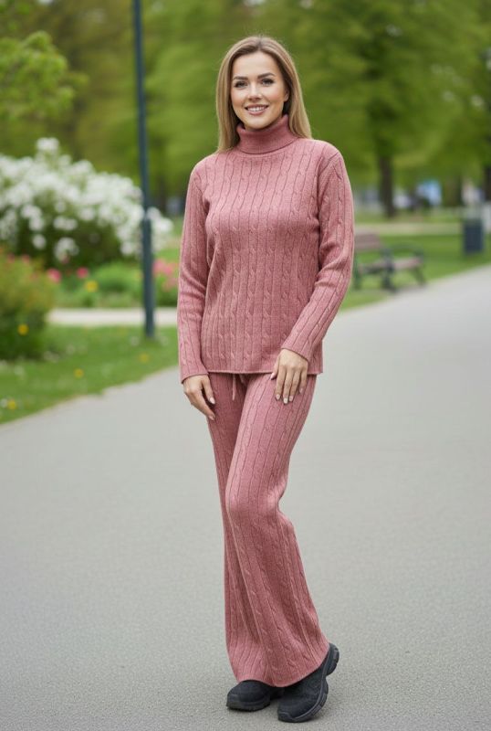 Костюм Стильний в’язаний костюм, який виглядає дорого й сидить бомбезно. М’яка машинна в’язка, комфортний оверсайз і ідеальна посадка