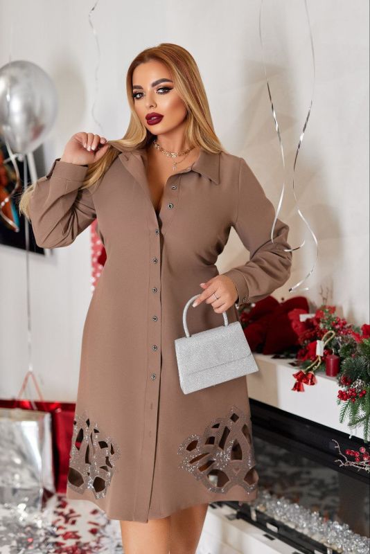 Розпродаж Сукня - Сорочка. " з перфорацією та стразами по подолу " Тканина: Костюмка діаго #291