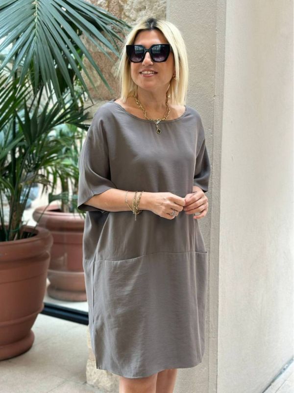 сукня з льону