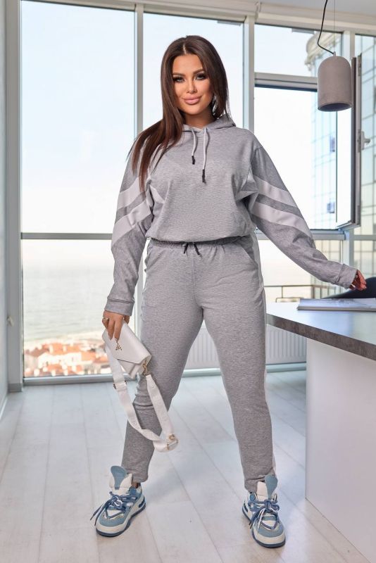 розпродаж костюм з двонитки з вставками