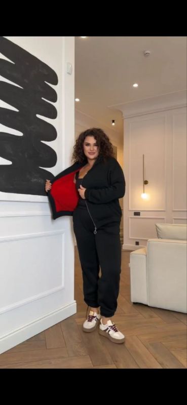 костюм з тринитки на флісі зпідкладом хутра тедді  (чорний)